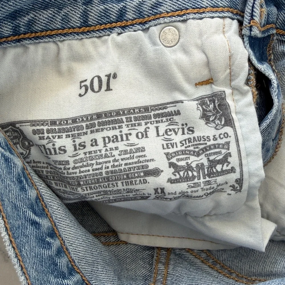 Levi’s 501 Original Denim Distressed Cutoff Shorts Size 25